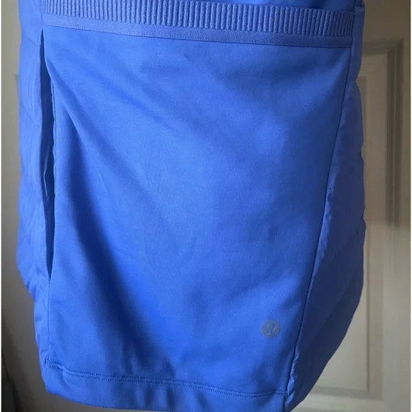 Lululemon down for it all vest Blue SZ 14 New! - Picture 8 of 10